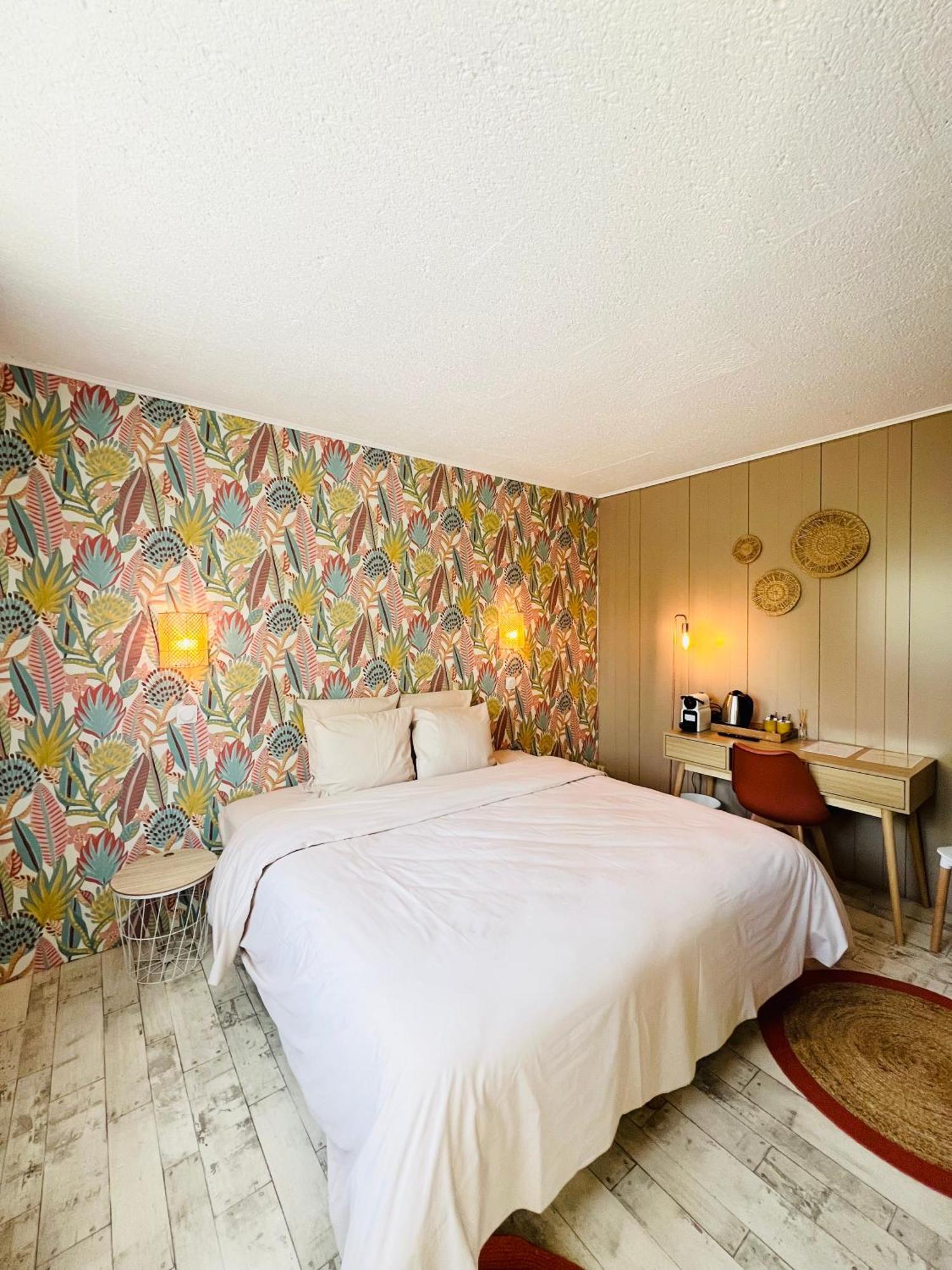 Motel Les Broussailles Mesves-sur-Loire Exterior foto